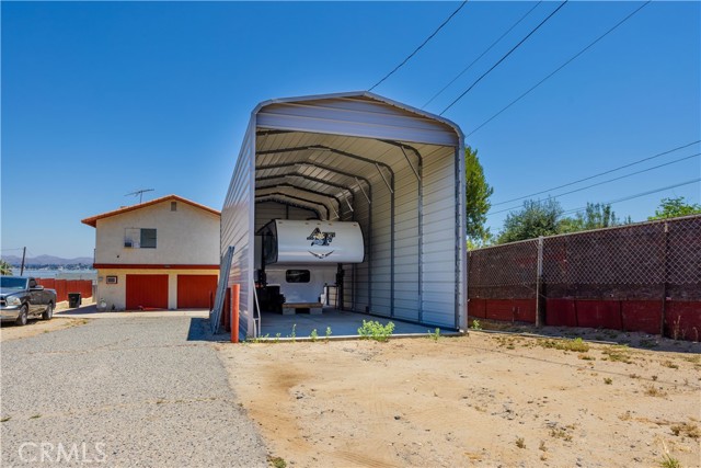 Detail Gallery Image 12 of 64 For 17162 Grand Ave, Lake Elsinore,  CA 92530 - 5 Beds | 5 Baths