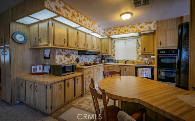 Detail Gallery Image 9 of 35 For 1895 W Devonshire Ave #19,  Hemet,  CA 92545 - 2 Beds | 2 Baths