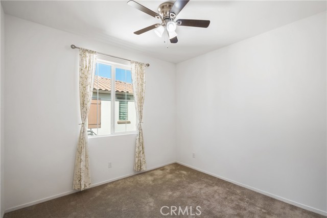 Detail Gallery Image 16 of 37 For 5604 Altamura Way #10,  Fontana,  CA 92336 - 4 Beds | 3 Baths