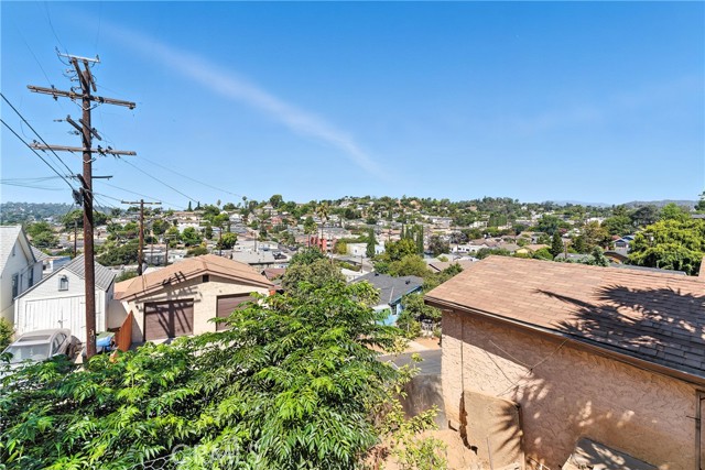 6178 Roy st, Los Angeles CA: https://media.crmls.org/medias/9cfd808c-2c2f-4659-a058-810bb718fcfa.jpg