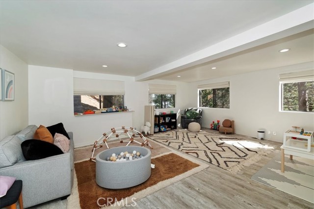 Detail Gallery Image 36 of 63 For 299 Riviera, Lake Arrowhead,  CA 92352 - 6 Beds | 4 Baths