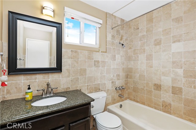 3751 Prestwick Drive, Los Angeles CA: https://media.crmls.org/medias/9cff0ae3-85af-4cd7-b095-0830c80b8eb3.jpg