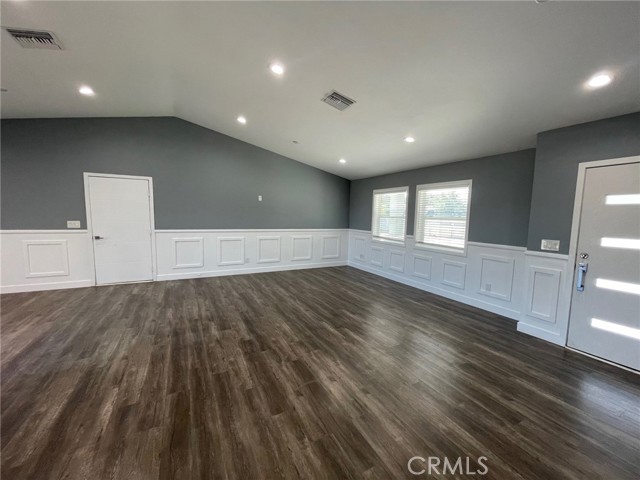 Detail Gallery Image 4 of 31 For 10055 E Avenue R10, Littlerock,  CA 93543 - 4 Beds | 2 Baths