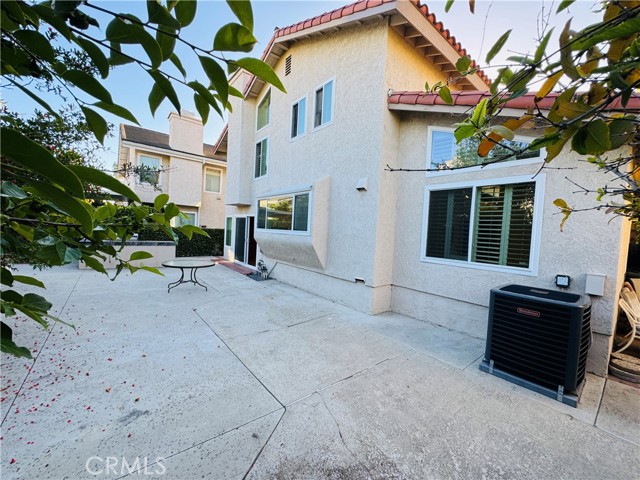 Detail Gallery Image 27 of 29 For 12 Lexington, Irvine,  CA 92620 - 4 Beds | 2/1 Baths