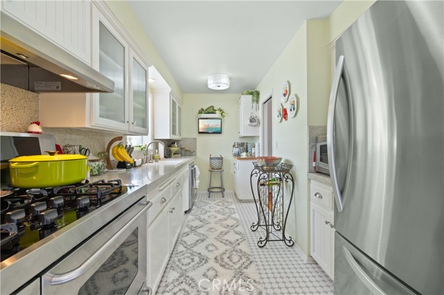 Detail Gallery Image 16 of 33 For 208 W Avenida De Los Lobos Marinos, San Clemente,  CA 92672 - 2 Beds | 2 Baths