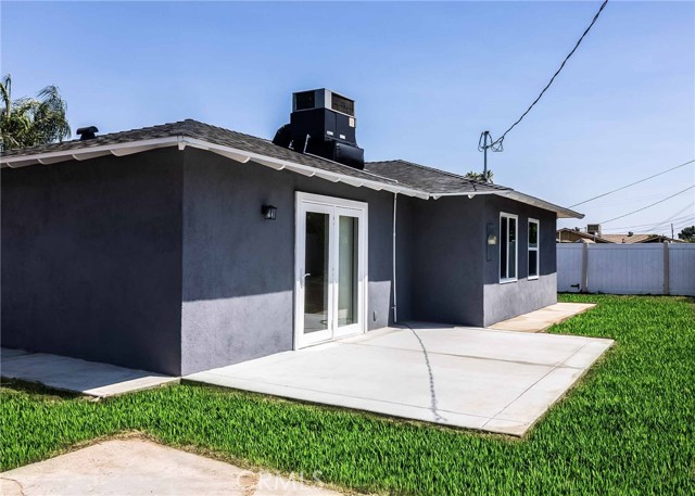 Detail Gallery Image 13 of 21 For 10808 Alameda Ave, Bloomington,  CA 92316 - 3 Beds | 1 Baths