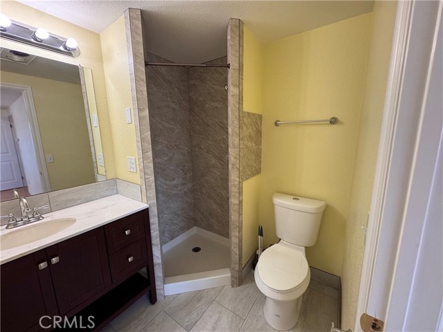 417 Fenoak Drive, Barstow CA: https://media.crmls.org/medias/9d010b72-c427-48ff-8c79-ca9c87b95e50.jpg