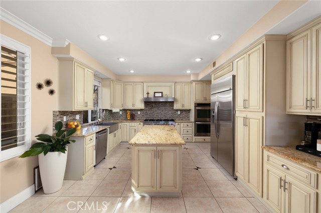 Detail Gallery Image 18 of 61 For 1671 N Rocky, Upland,  CA 91784 - 4 Beds | 3 Baths