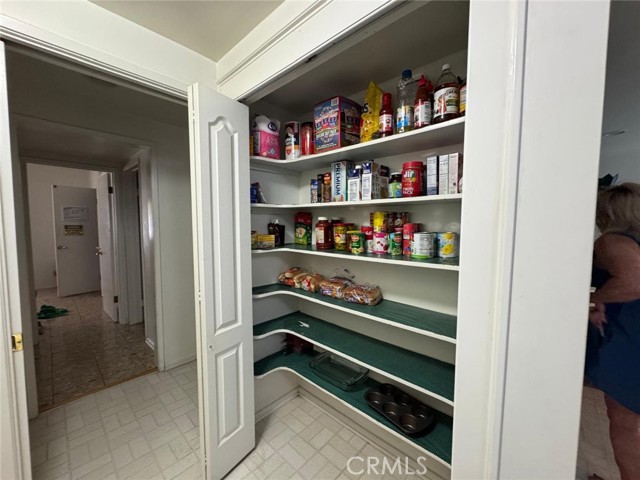 10345 Oso Avenue, Chatsworth CA: https://media.crmls.org/medias/9d02ae09-a169-43b9-b563-b4647e1c35ab.jpg