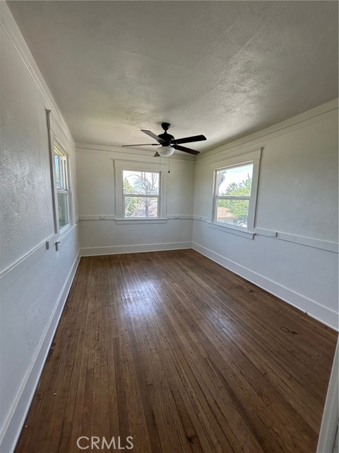 Detail Gallery Image 19 of 51 For 405 N a St, Madera,  CA 93638 - 4 Beds | 1 Baths