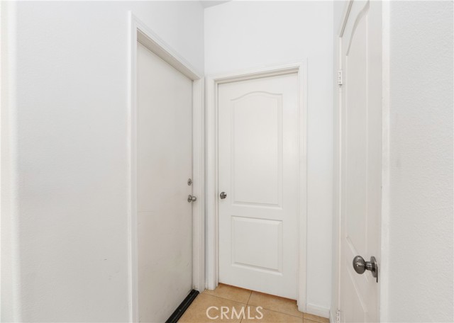 Detail Gallery Image 17 of 52 For 6651 Darling Ln, San Bernardino,  CA 92407 - 4 Beds | 2/1 Baths