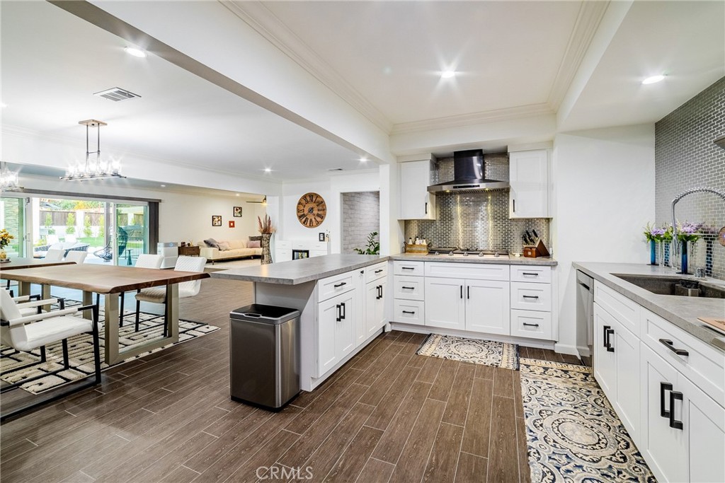 311 W Hermosa Drive, Fullerton, CA 92835