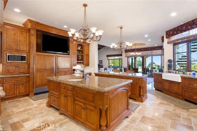 Detail Gallery Image 10 of 75 For 18795 Heritage, Poway,  CA 92064 - 6 Beds | 8 Baths