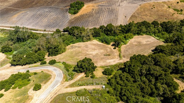 680 Spring Canyon Lane, Nipomo CA: https://media.crmls.org/medias/9d06ae08-41c2-4e19-82d4-af2f12ddbb64.jpg