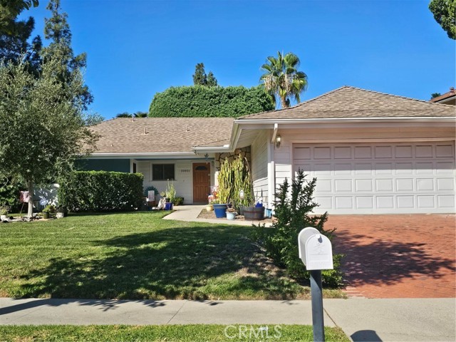 10801 Sylvia Avenue