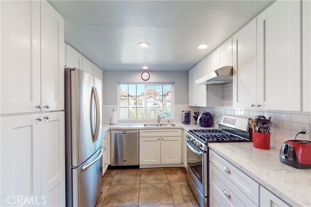 9d081e7b 104d 4a69 882d B60034e5bb73