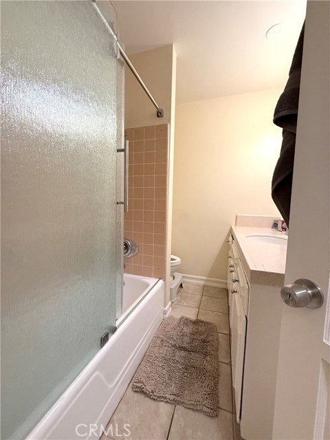 Detail Gallery Image 18 of 22 For 970 W 8th, San Pedro,  CA 90731 - 3 Beds | 2 Baths