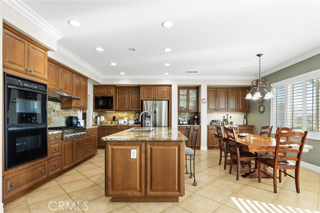 Detail Gallery Image 15 of 65 For 26732 Golden Cup Ct, Murrieta,  CA 92562 - 4 Beds | 4/1 Baths