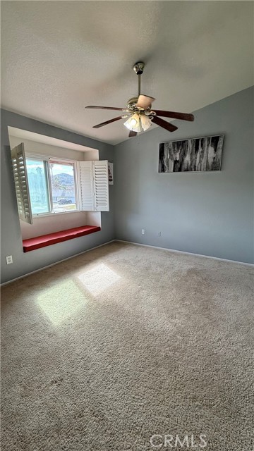 Detail Gallery Image 9 of 21 For 42012 Manchester, Hemet,  CA 92544 - 4 Beds | 2/1 Baths