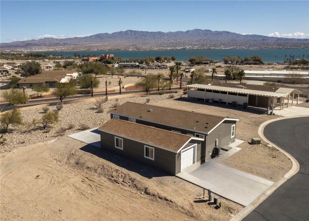 Detail Gallery Image 3 of 6 For 12600 Havasu Lake Road #74,  Needles,  CA 92363 - 3 Beds | 2 Baths