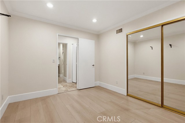 Image 24 of 50 For 5556 Temple City