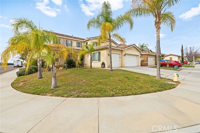 Detail Gallery Image 3 of 68 For 3410 Farm Ln, Perris,  CA 92571 - 5 Beds | 3 Baths