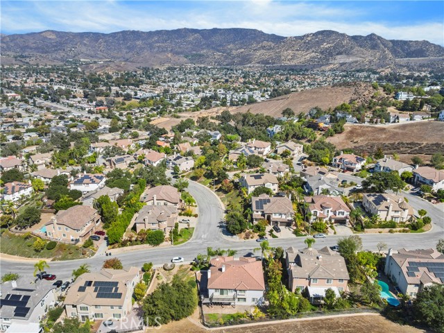 Detail Gallery Image 11 of 75 For 1291 Vintage Oak St, Simi Valley,  CA 93063 - 5 Beds | 4/1 Baths