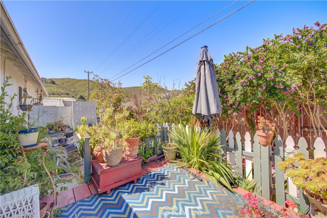 Detail Gallery Image 10 of 12 For 421 S O Pl, Lompoc,  CA 93436 - 4 Beds | 2 Baths