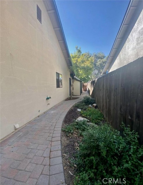 Detail Gallery Image 12 of 32 For 4800 W Crowley Ct, Visalia,  CA 93291 - 3 Beds | 2 Baths