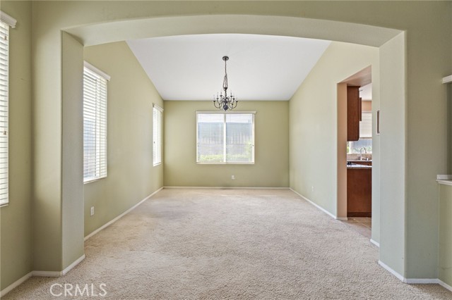 Detail Gallery Image 10 of 40 For 12801 Azalea St, Moreno Valley,  CA 92555 - 4 Beds | 2/1 Baths