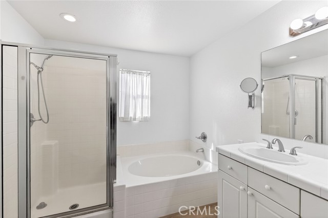 Detail Gallery Image 29 of 37 For 23429 S Vermont Ave #B,  Torrance,  CA 90502 - 3 Beds | 3 Baths