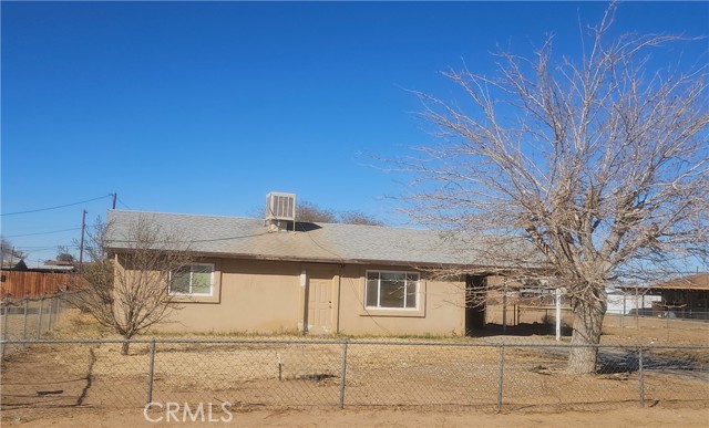 11874 Yates Avenue, Adelanto, California 92301, 2 Bedrooms Bedrooms, ,1 BathroomBathrooms,Single Family Residence,For Sale,Yates,HD25039081