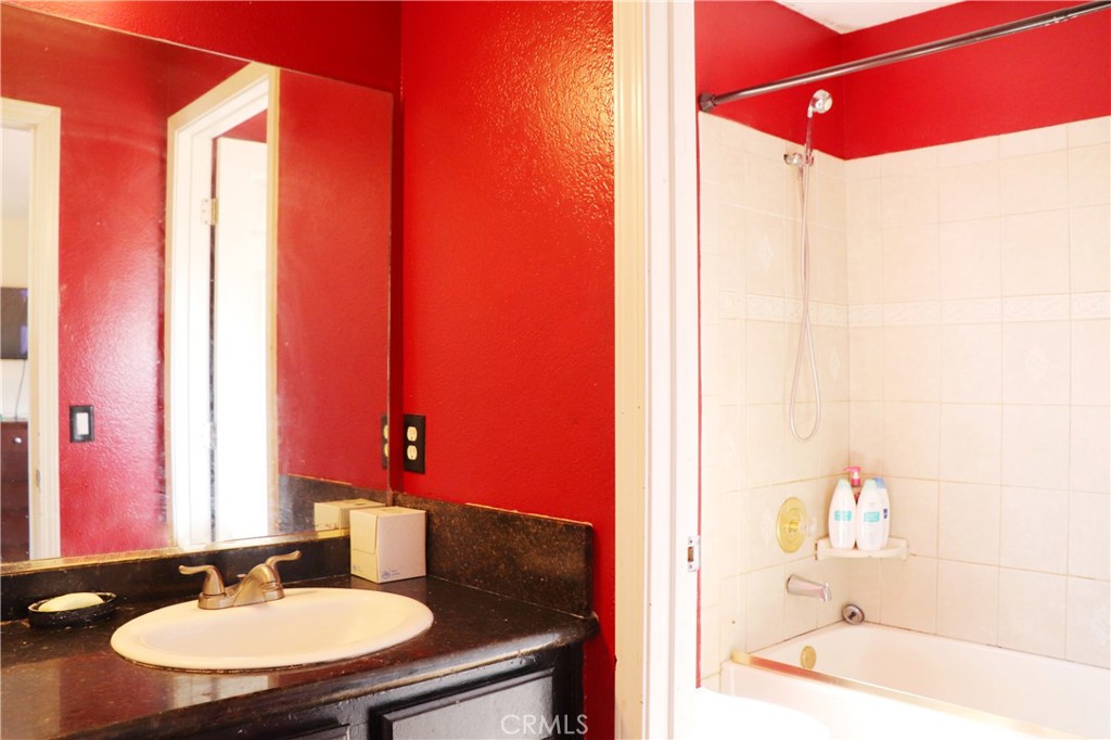 MLS #DW25180364 image #11