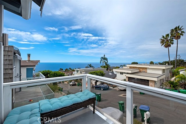 1070 Noria St, Laguna Beach, CA 92651