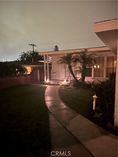 Detail Gallery Image 7 of 7 For 1310 Curtis Ave, Manhattan Beach,  CA 90266 - 3 Beds | 1 Baths