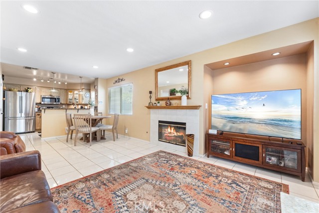 Detail Gallery Image 13 of 47 For 861 Shade Tree Way, Corona,  CA 92878 - 3 Beds | 2/1 Baths