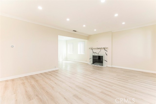 Detail Gallery Image 9 of 33 For 1306 N Pass Ave, Burbank,  CA 91505 - 3 Beds | 2 Baths