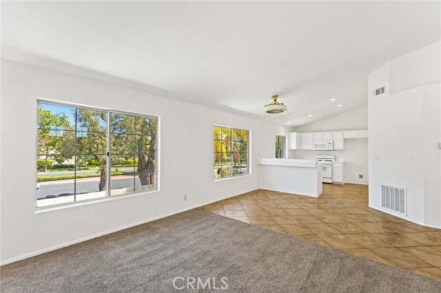 Detail Gallery Image 8 of 31 For 14 Calle Estero, Rancho Santa Margarita,  CA 92688 - 4 Beds | 2/1 Baths