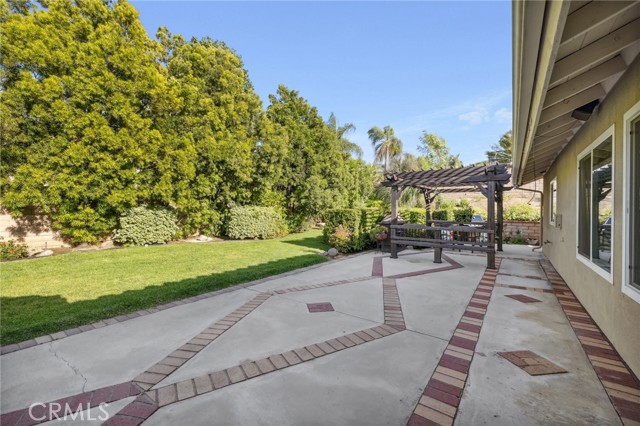 Image 41 of 50 For 6752 Laurelbrook Drive
