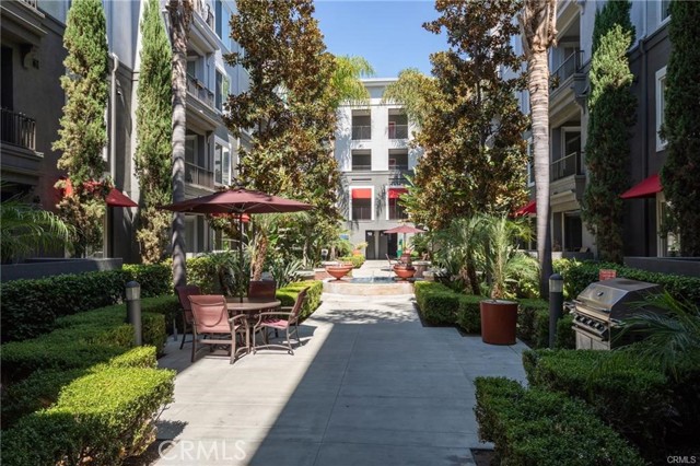 Detail Gallery Image 4 of 26 For 1801 E Katella Ave #3131,  Anaheim,  CA 92805 - 3 Beds | 2 Baths