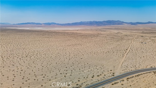 Detail Gallery Image 4 of 14 For 100 Ironage Peak Rd, Twentynine Palms,  CA 92277 - – Beds | – Baths