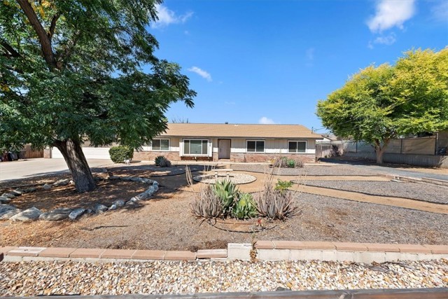 11835 Hubbard Street, Moreno Valley CA: https://media.crmls.org/medias/9d105368-c2e2-4c2f-bbd7-1463bc9209b4.jpg
