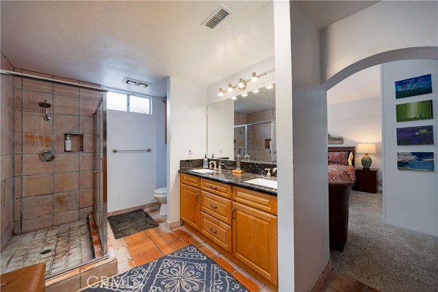 Detail Gallery Image 13 of 39 For 4713 E 4th, Long Beach,  CA 90814 - 2 Beds | 2 Baths