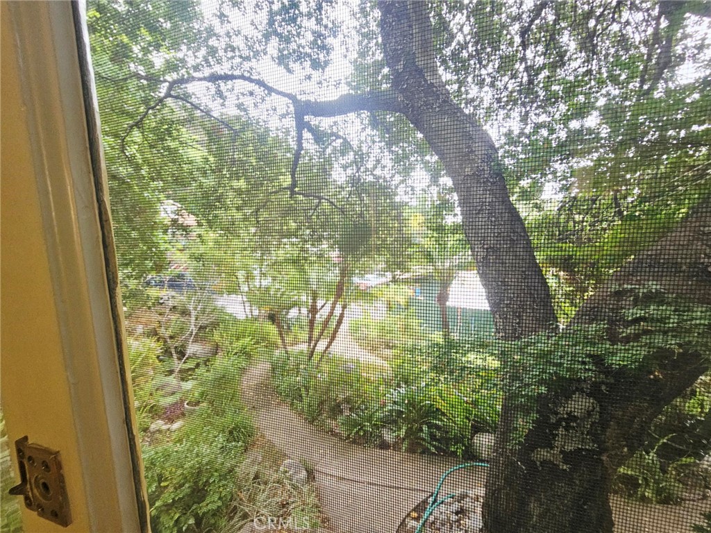 https://media.crmls.org/medias/9d10aadb-9026-442c-87ae-474bc8fdc5c5.jpg?preset=X-Large