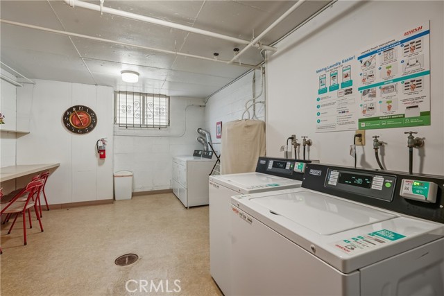 Detail Gallery Image 28 of 29 For 3737 E 2nd St #301,  Long Beach,  CA 90803 - 3 Beds | 2 Baths