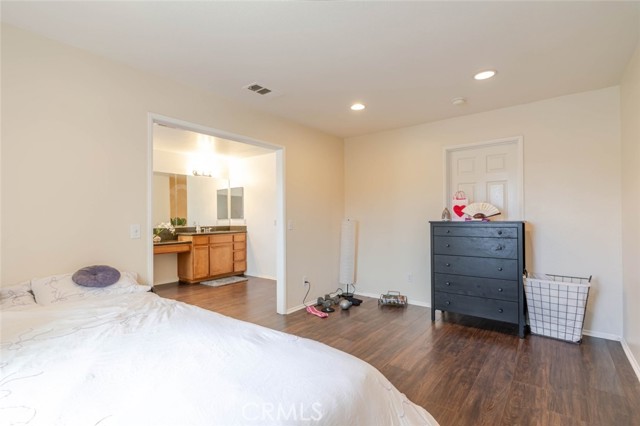 Detail Gallery Image 24 of 40 For 39112 Desert Holly Ln, Palmdale,  CA 93551 - 5 Beds | 4 Baths