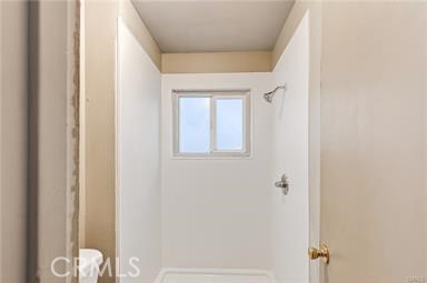 https://media.crmls.org/medias/9d122186-8727-4a03-802d-5355eb775e74.jpg?preset=X-Large