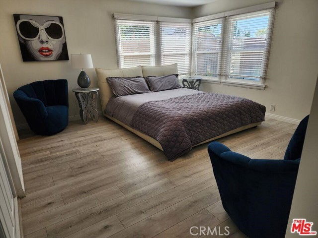 7543 Enfield Avenue, Reseda CA: https://media.crmls.org/medias/9d12976a-bc53-43b1-87b0-3c8832dbf1bf.jpg
