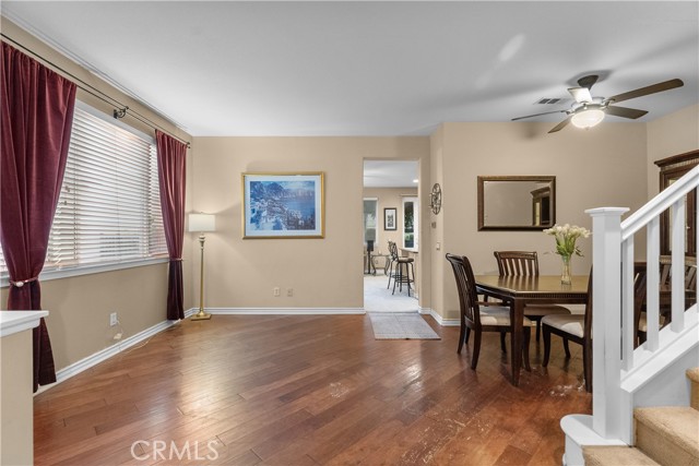 Detail Gallery Image 10 of 33 For 28369 Casselman Ln, Saugus,  CA 91350 - 3 Beds | 3 Baths