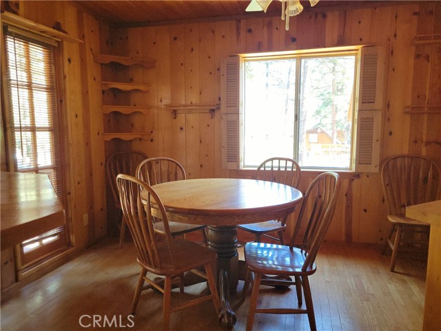 Detail Gallery Image 26 of 72 For 1680 Betty St, Wrightwood,  CA 92397 - 3 Beds | 2/1 Baths